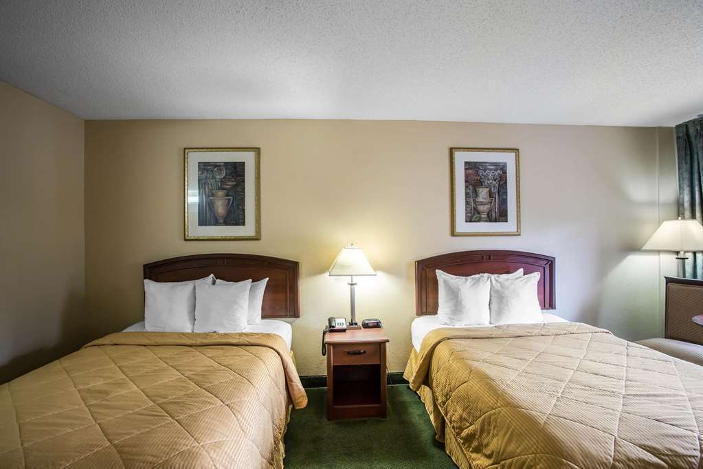 Rodeway Inn Чатануга Стая снимка